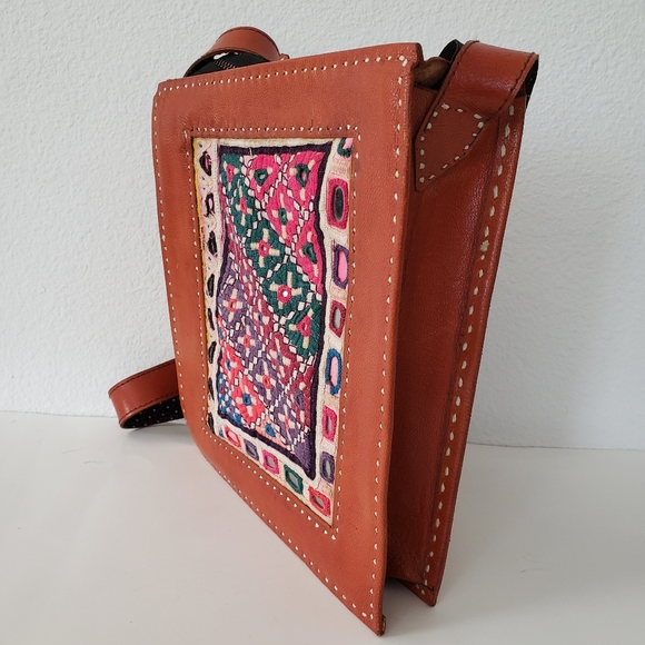 NWT genuine leather handmade embroidered bag - Picture 6 of 12